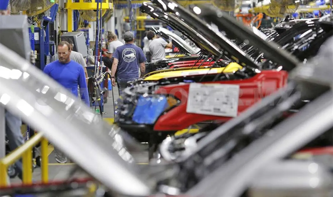 La industria automotriz canadiense ha advertido que las tarifas al sector serían devastadoras porque afectarían 160 mil empleos. Agencias