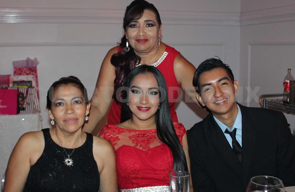 ¡Fer cumplió XV años!