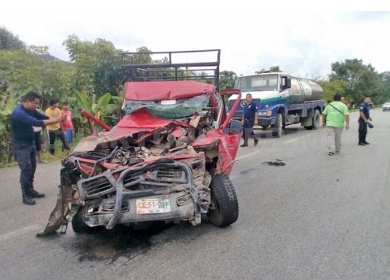 Tres Personas Muertas En Accidente Carretero