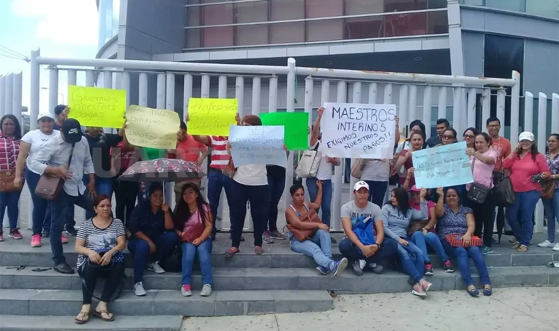 Hoy, pago mensual a profesores con adeudo