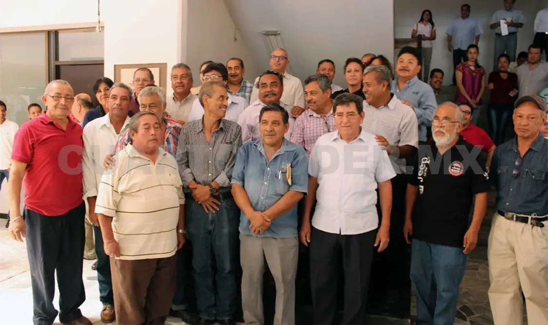 Reconoce SOPyC trayectoria de sus trabajadores