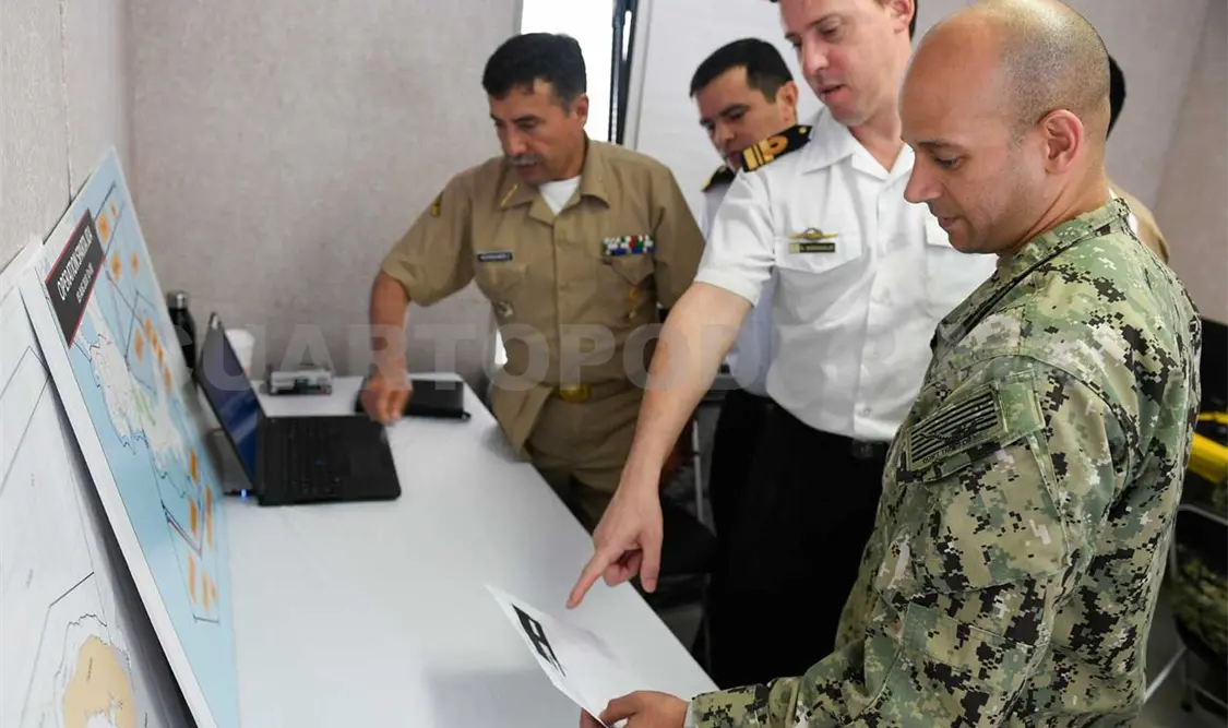 Marina participa en el multinacional PANAMAX