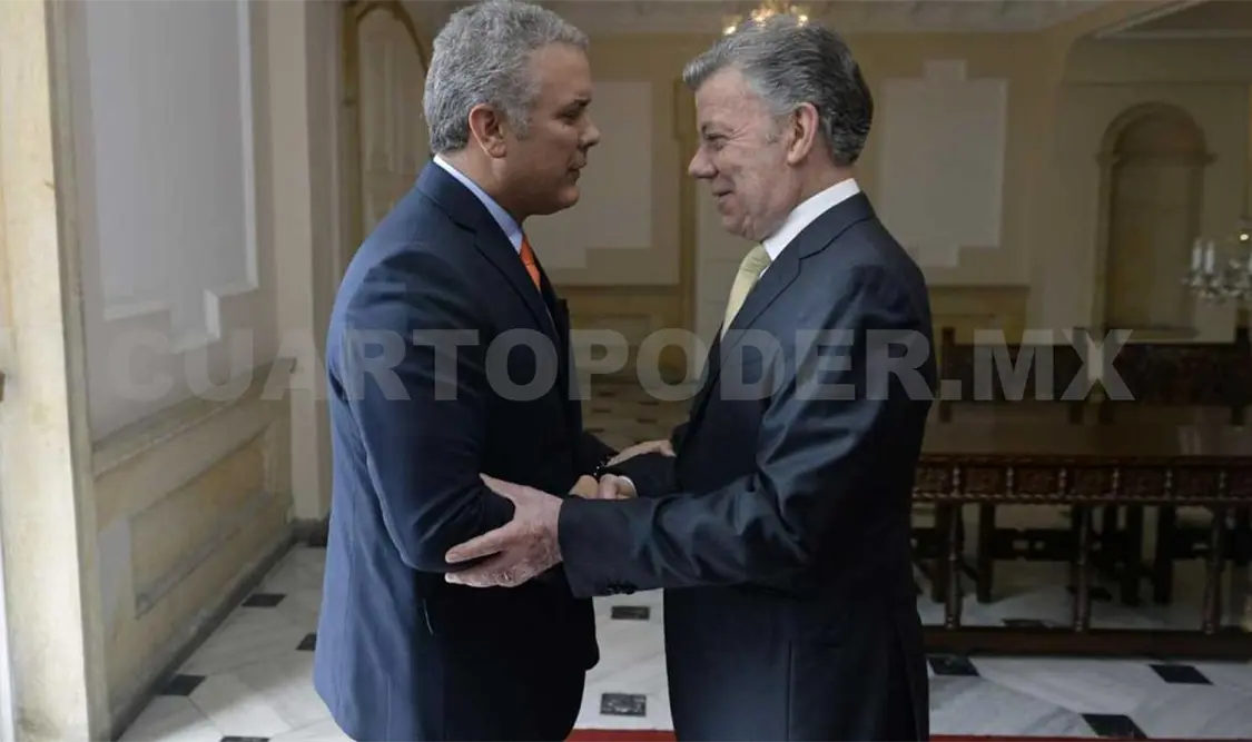Santos deja abierta la puerta de la paz