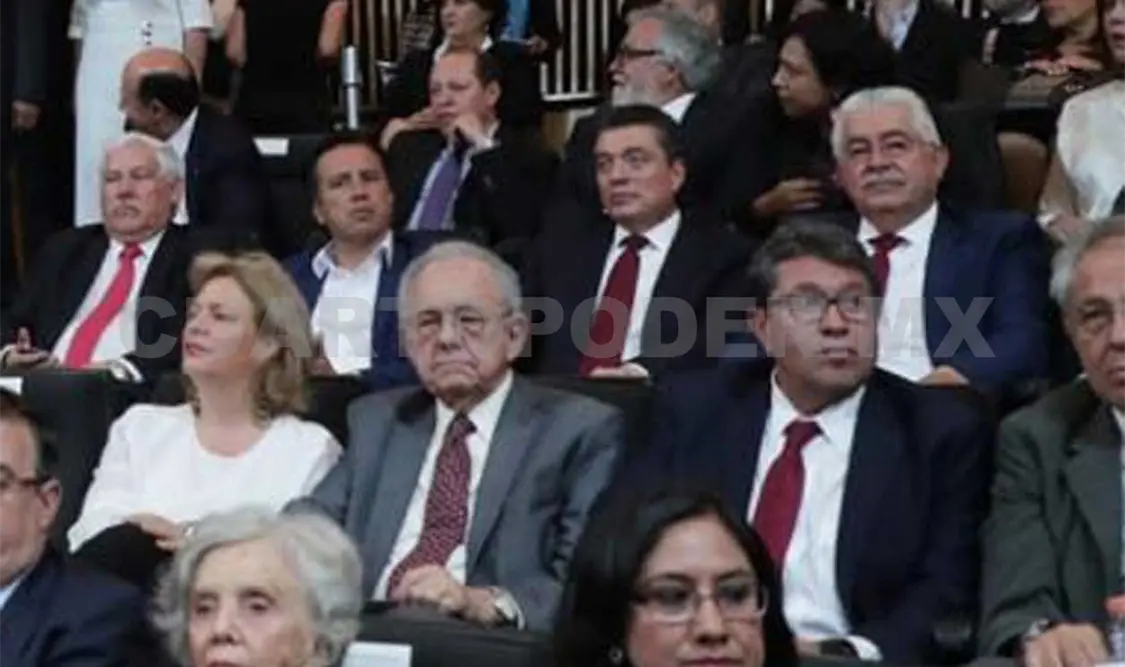 Acompaña Rutilio a AMLO en entrega de constancia