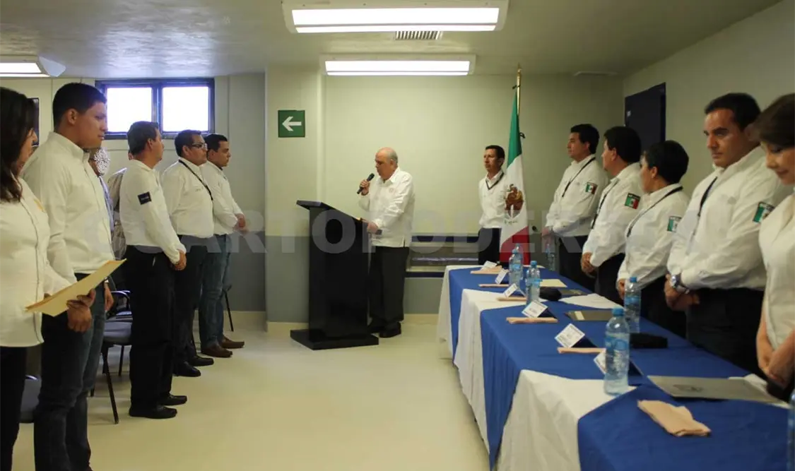 Internos podrán cursar licenciaturas a distancia