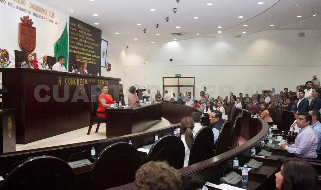 Nomina Jucopo a Patrocinio González para recibir medalla