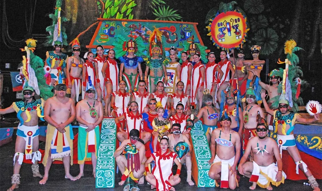 Ballet Folclórico de la Universidad de Ciencias y Artes de Chiapas presentando el programa “Fiesta chiapaneca”. Cortesía