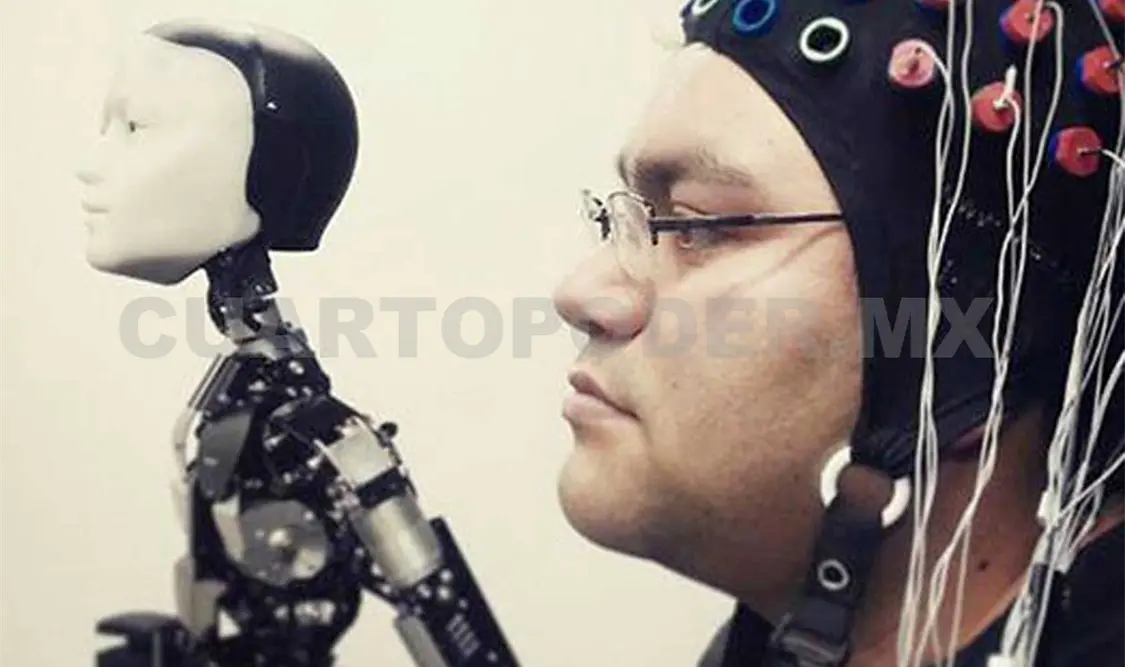Christian lleva dos años perfeccionando AURA, un dispositivo que procesa las señales del cerebro, los músculos y el corazón, y los convierte en acciones concretas. Agencias
