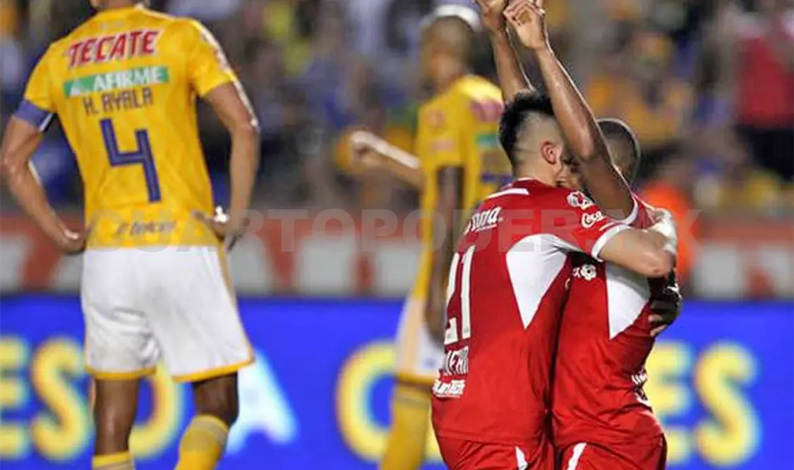 William da Silva anotó el gol de la victoria escarlata. Agencias