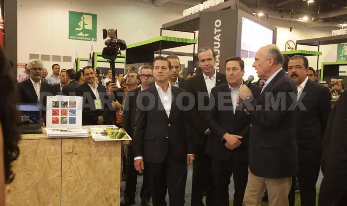 Crece el agro mexicano pese a barreras: Ochoa