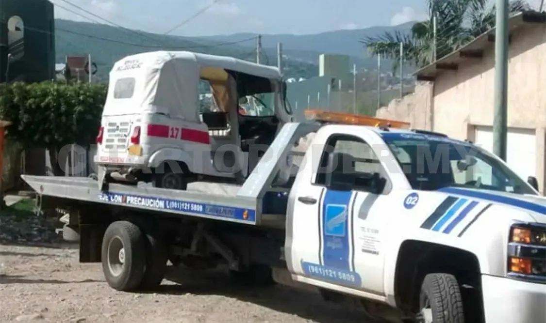 Detienen mototaxis en Real del Bosque