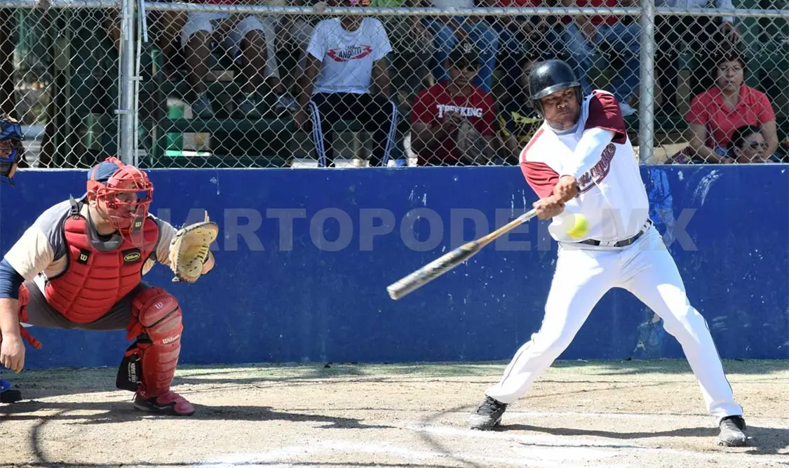 Las acciones comenzarán a las 8:00 de la mañana y los primeros equipos en saltar al terreno de juego serán veteranos A y veteranos B. Guillermo Ramos/CP