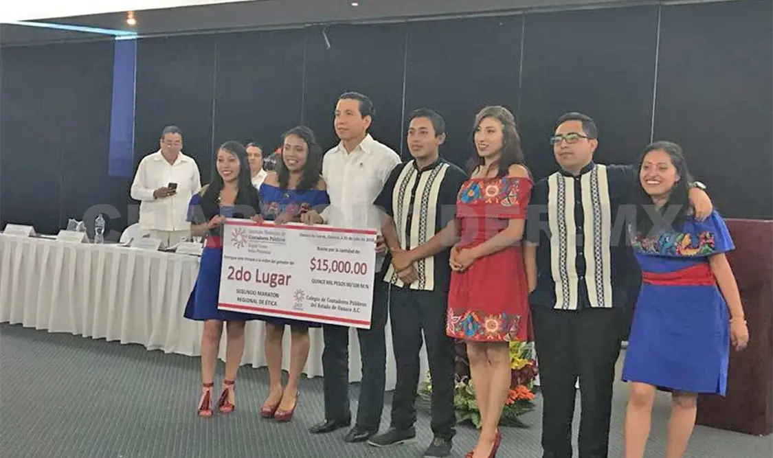 Unimeso gana segundo lugar en Maratón