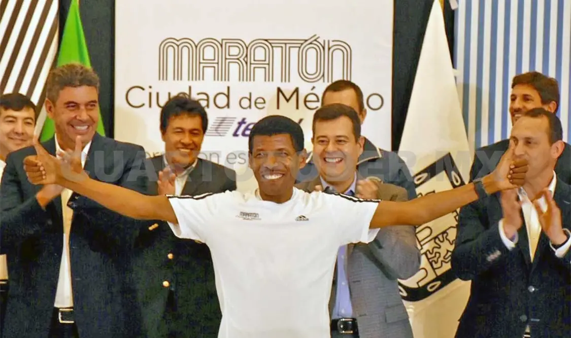 Haile convive con corredores