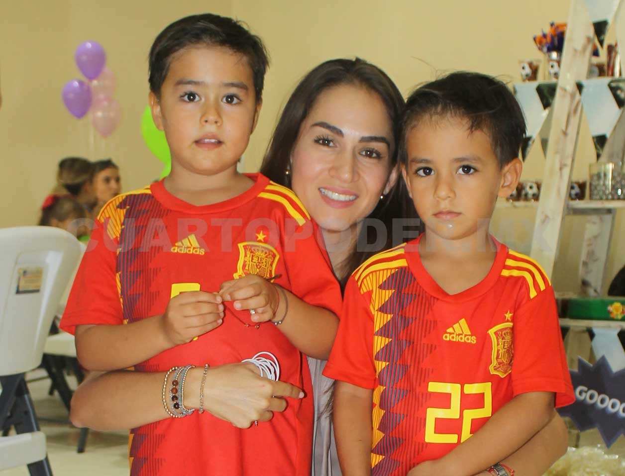 Hermanitos fueron festejados