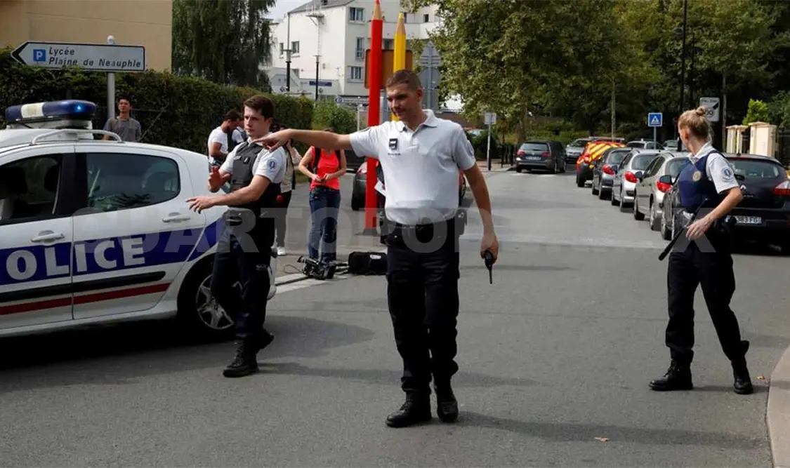 Agentes de la policía abaten a un presunto terrorista