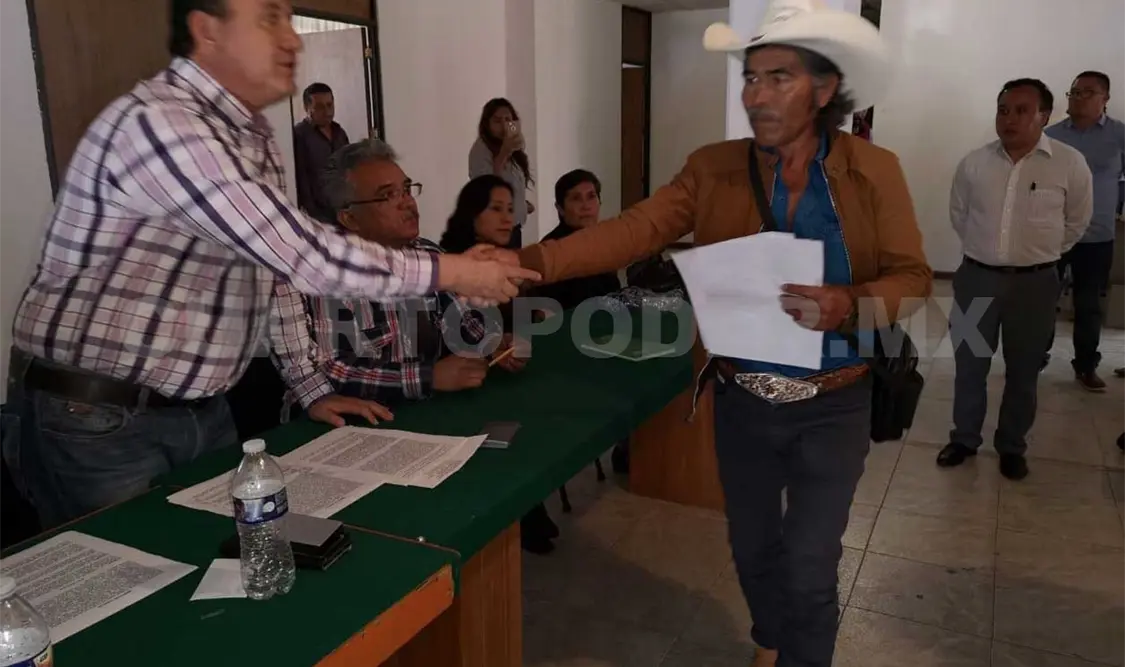 Diálogo pone fin a 17 años de diferencias por la tierra