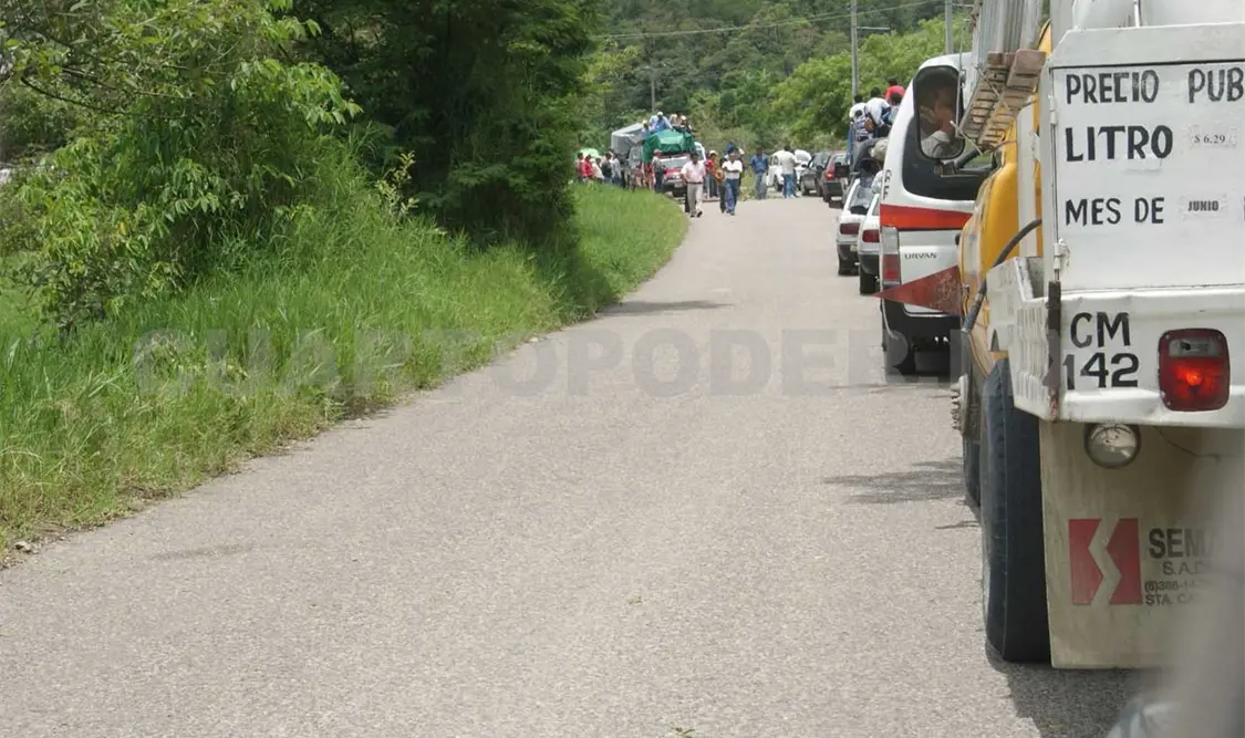 Exigen con bloqueos liberación de indígena