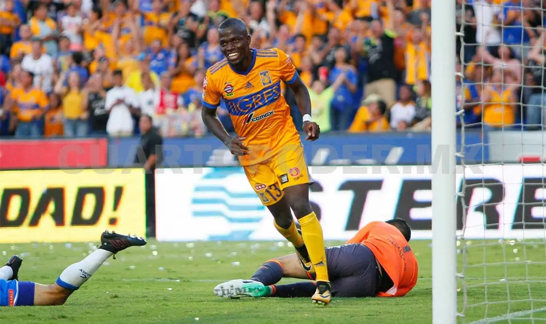 Enner Valencia luchará por titularidad