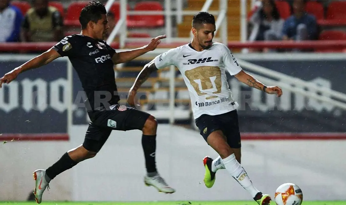 Necaxa vence 1-0 a Pumas y avanza