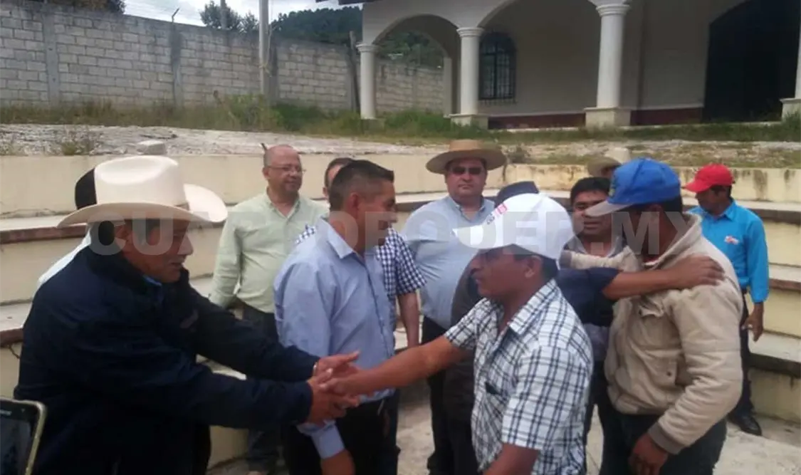 Logran retorno de familias en Huixtán