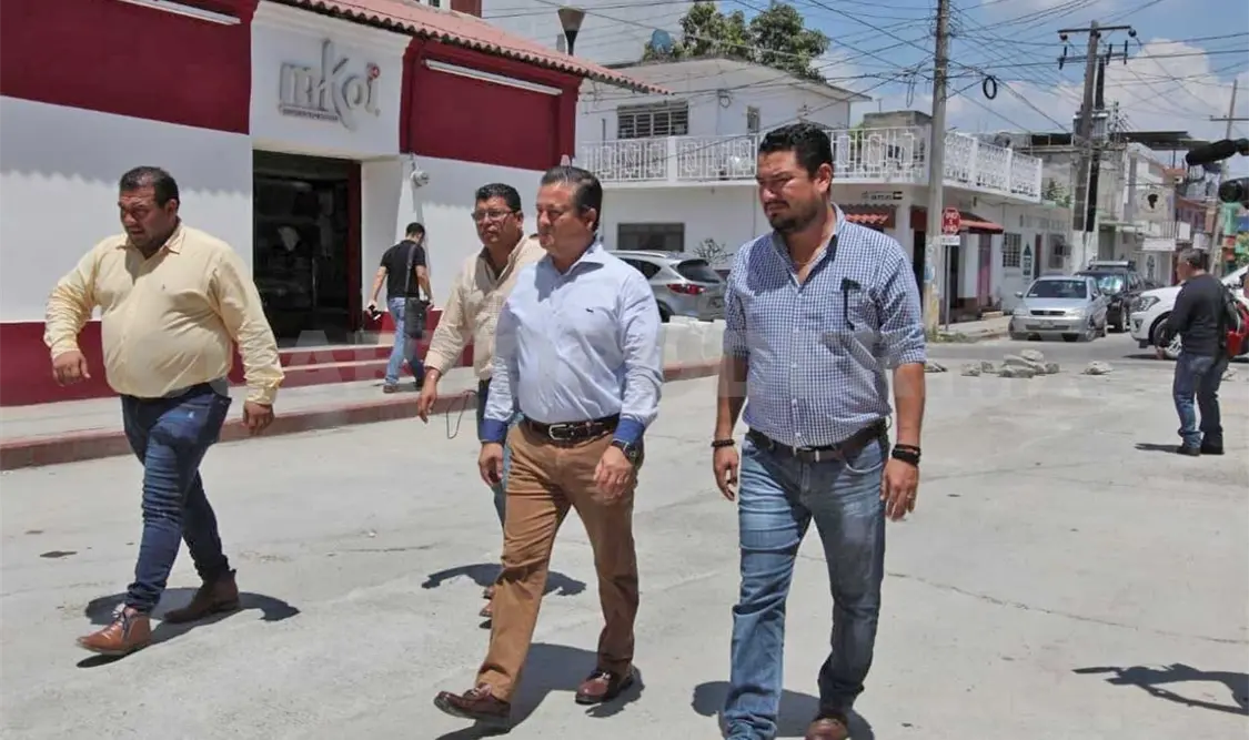Supervisa Carlos Molano avance de obras