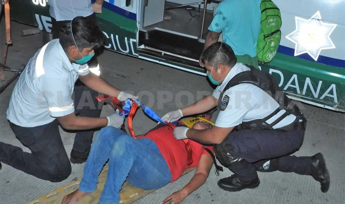 Karina resultó con impacto con arma de fuego en la pierna izquierda al resistirse a un asalto durante la noche del viernes. Rafael Cabrera / CP