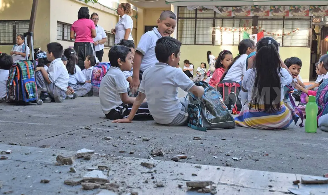 Más de tres mil escuelas resultaron afectadas con el terremoto del pasado 7 de septiembre. Óscar León / CP