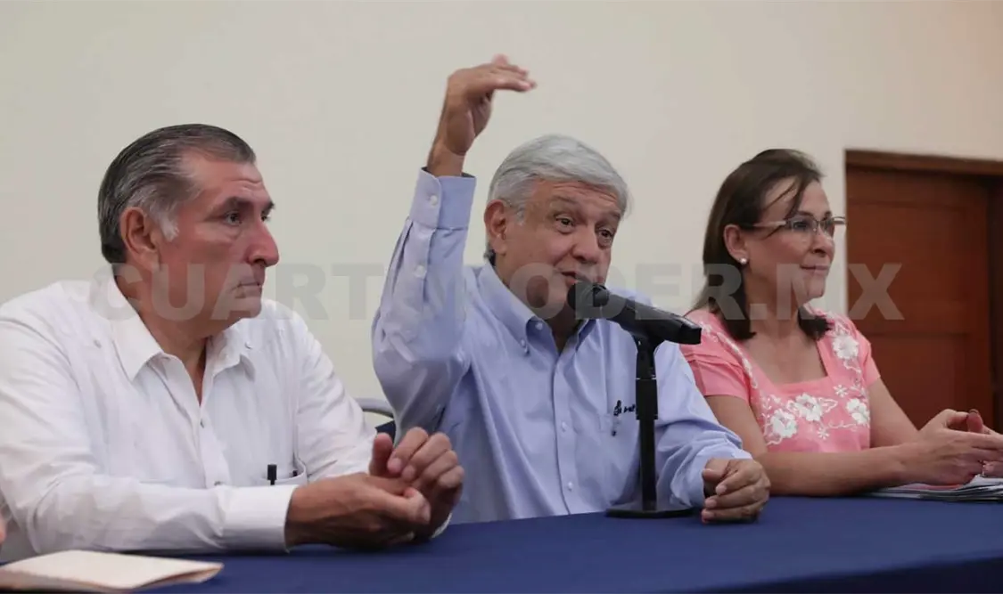 El presidente electo, Andrés Manuel López Obrador, se reunió con empresarios de la industria petrolera. Agencias
