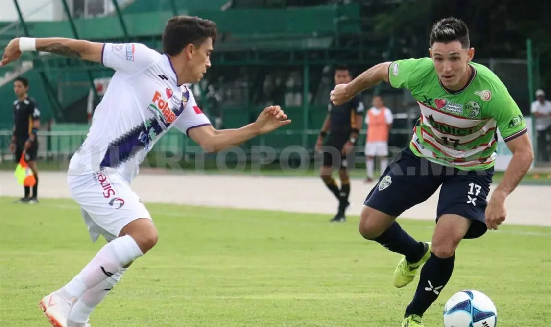 Un duelo muy cerrado se vivió durante los primeros minutos de juego y fue al 25´ cuando la muralla de Real Zamora se derrumbó. Cortesía