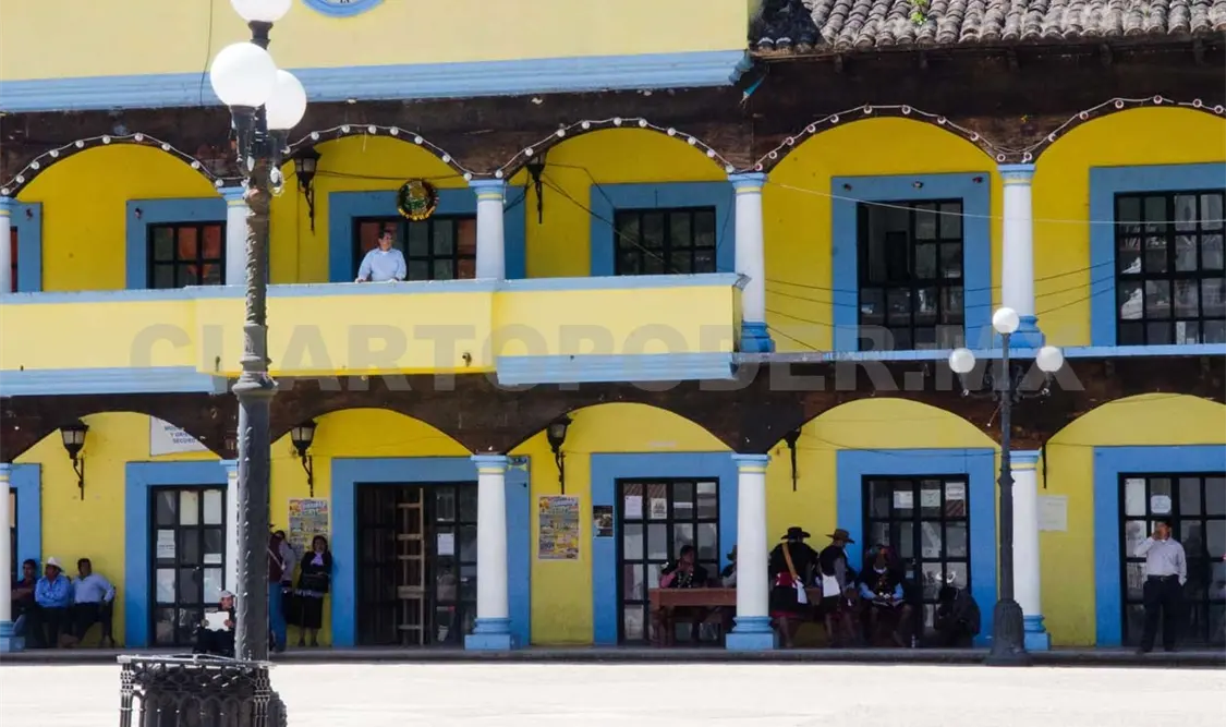 Detienen a regidor del Ayuntamiento