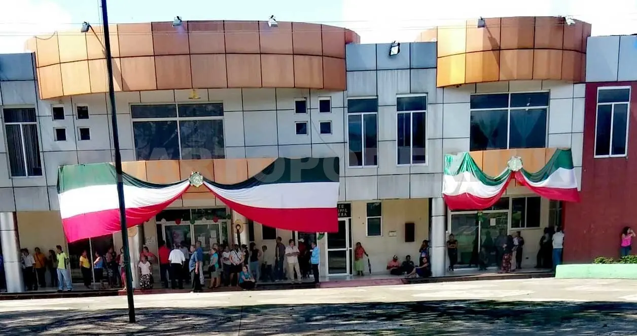 Habitantes del ejido El Carmen piden concluir obra de agua