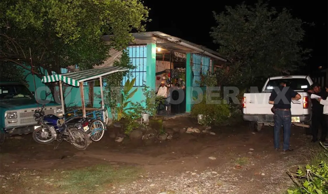 Lo abandonó su mujer y se ahorcó en su casa