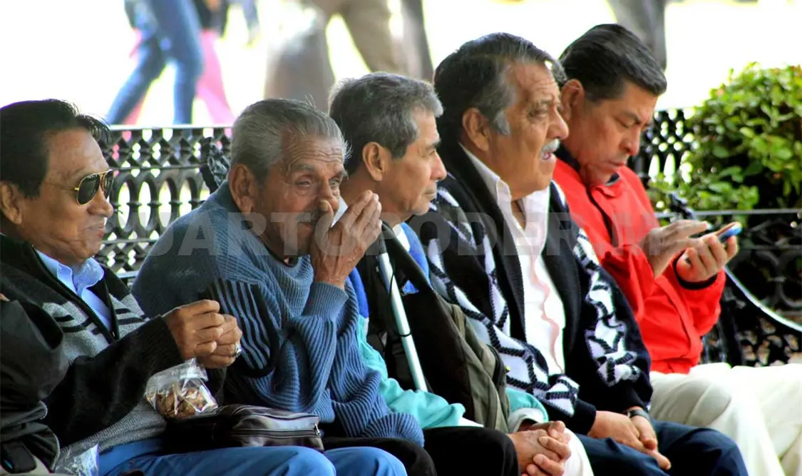 Urgen retomar iniciativa a favor de adultos mayores