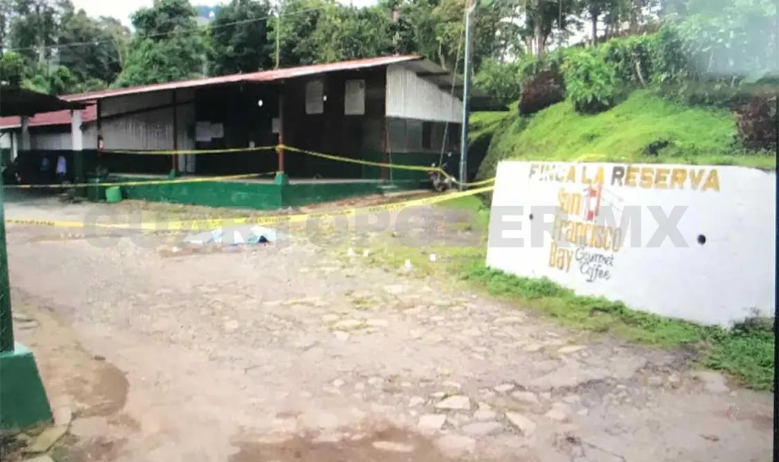 Ejecutan a arquitecto a balazos en una finca