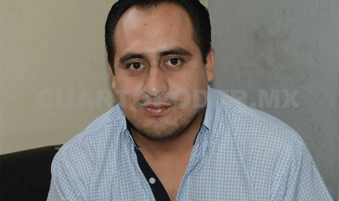 Fabián Rivera en una de las presentaciones de Surdavoz. Cortesía