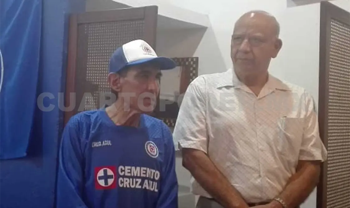 Rafael Montesinos, más que un aficionado, es un apasionado y enamorado de la institución que representa el primer equipo, Cruz Azul. Ismael Quintero/CP