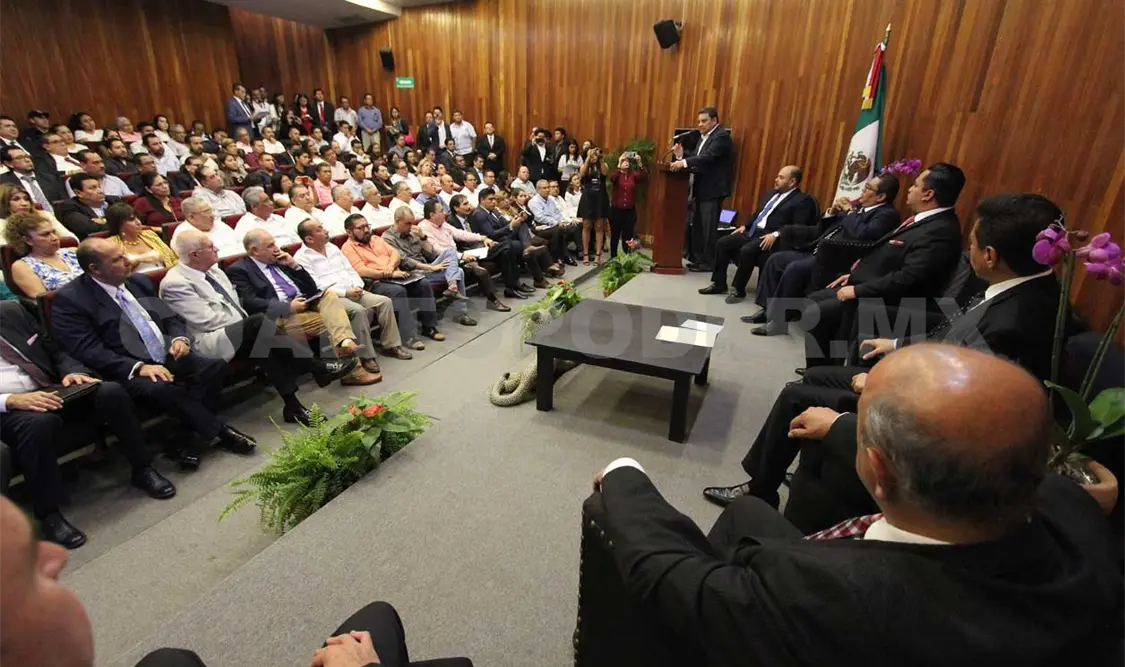Transparencia, vía para consolidar reformas