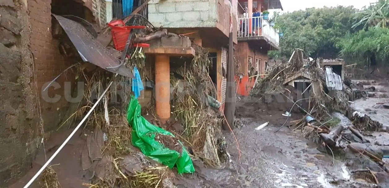 Inundaciones en Michoacán dejan al menos cinco muertos