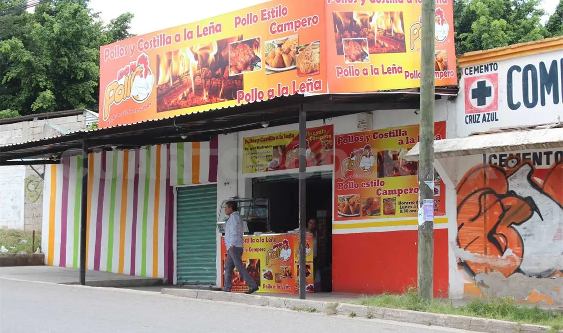 Armados roban en negocio de pollos