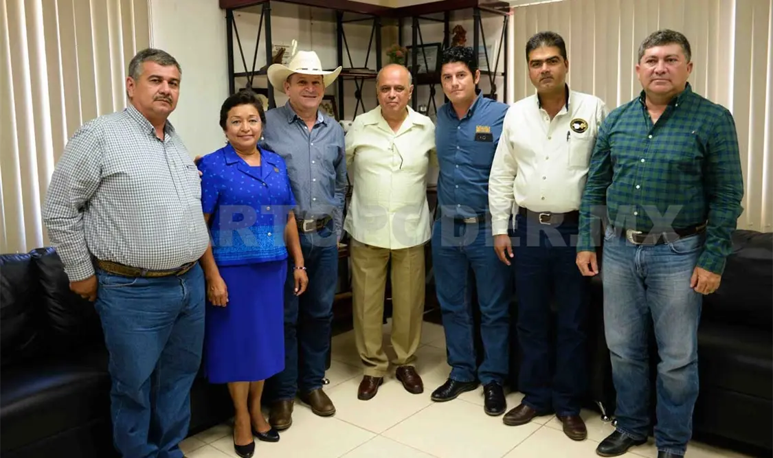 Ganaderos refrendan apoyo a universidad