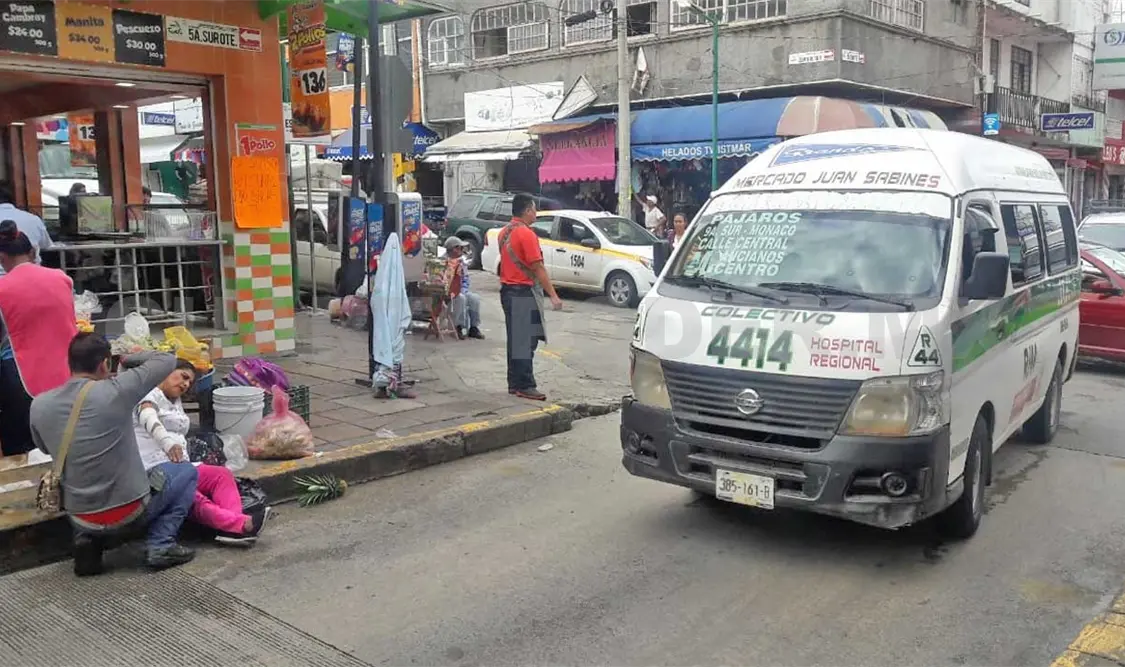 Mujer es atropellada en el centro por un colectivo de la ruta 44