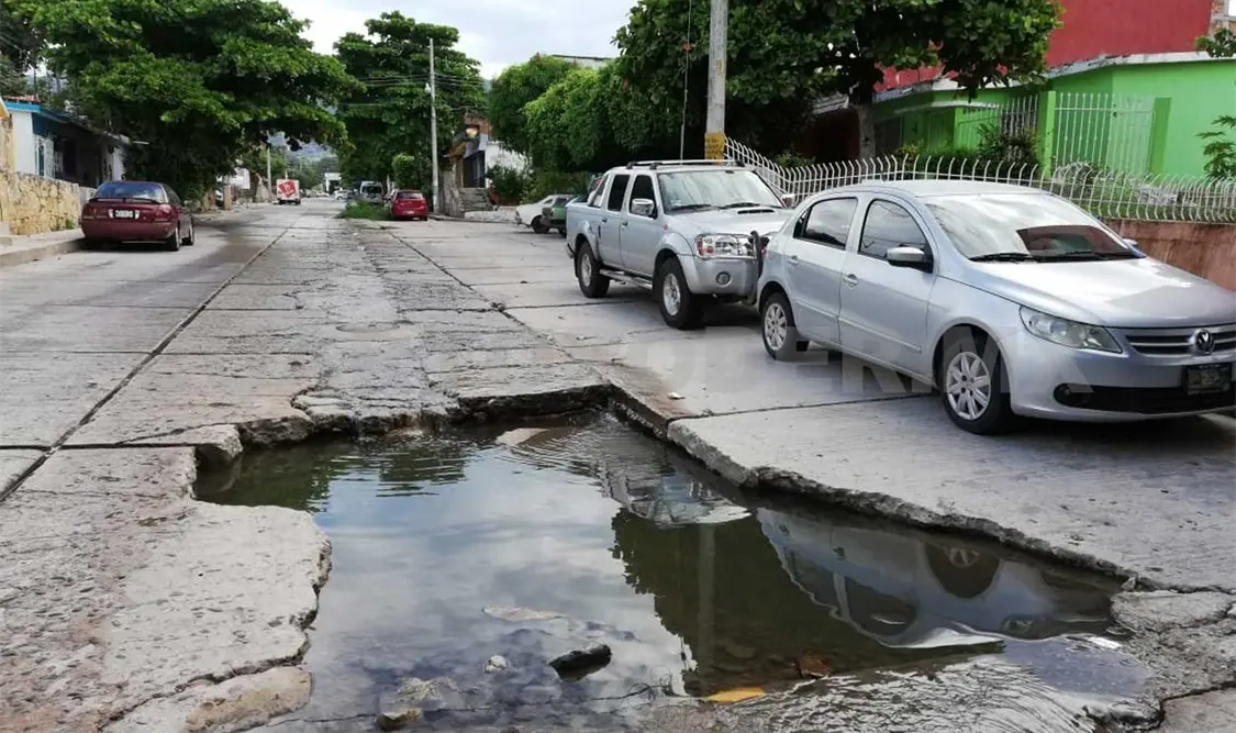 Tiemblan de miedo y de rabia colonos