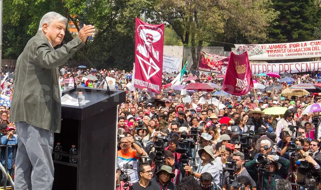 López Obrador encabezó un mitin en la plaza de las Tres Culturas, de Tlatelolco. NTX