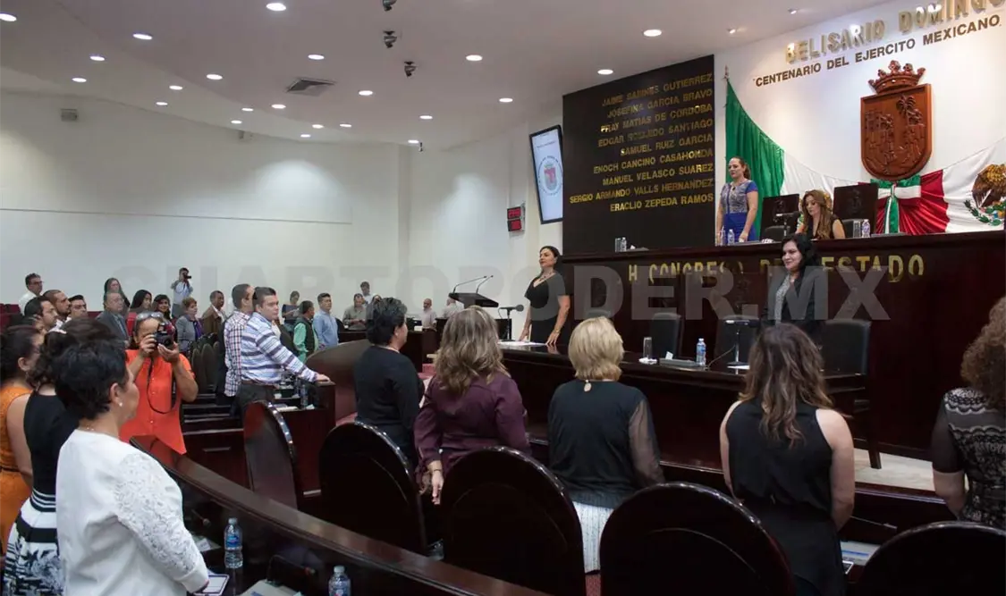 Sin contratiempos inició relevo en Ayuntamientos