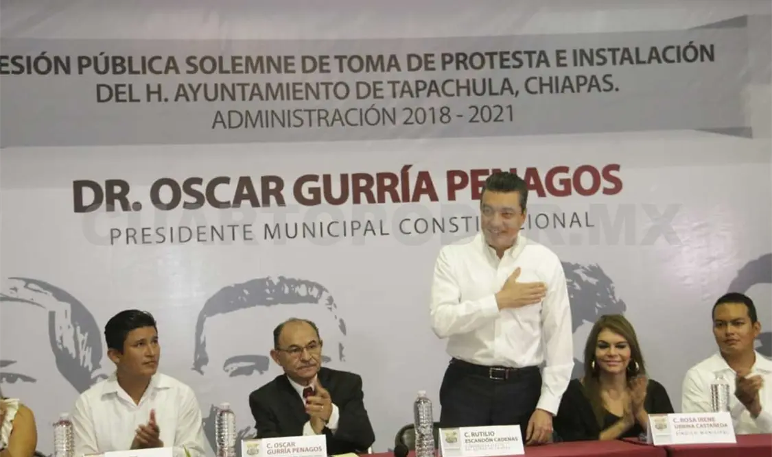Presente Rutilio en tomas de protesta de Tuxtla y Tapachula