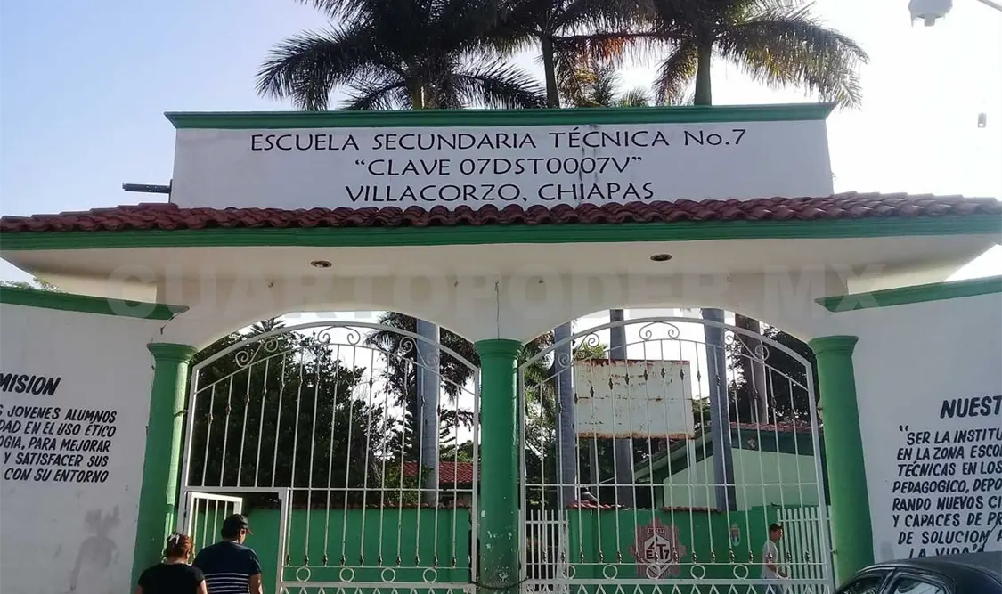 Suspenden a estudiantes grabadas en pelea