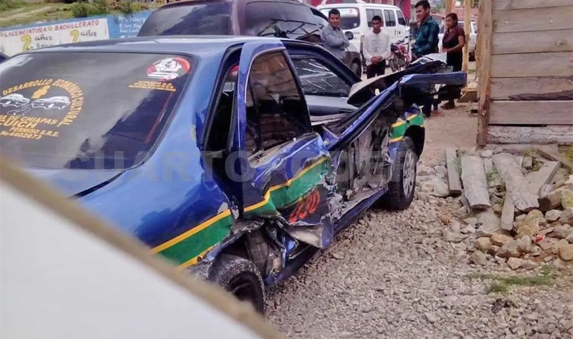 Tráiler, destrozado al fallarle los frenos