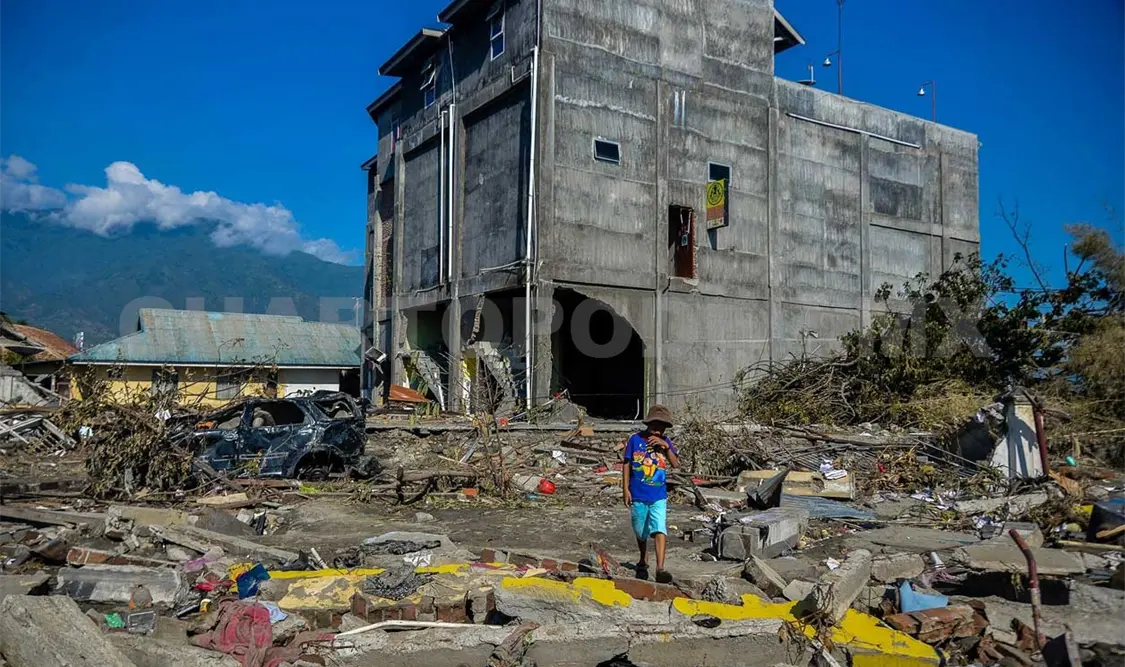 Cifra de muertos sube a mil 234 en Indonesia