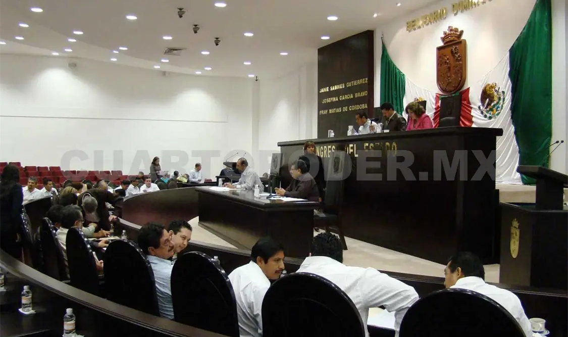 Quitar fuero a funcionarios, un tema a discutir